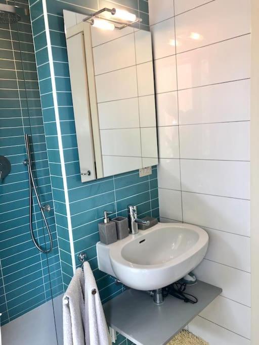 Mascalzone Latino, City Center Apartment Комо Экстерьер фото